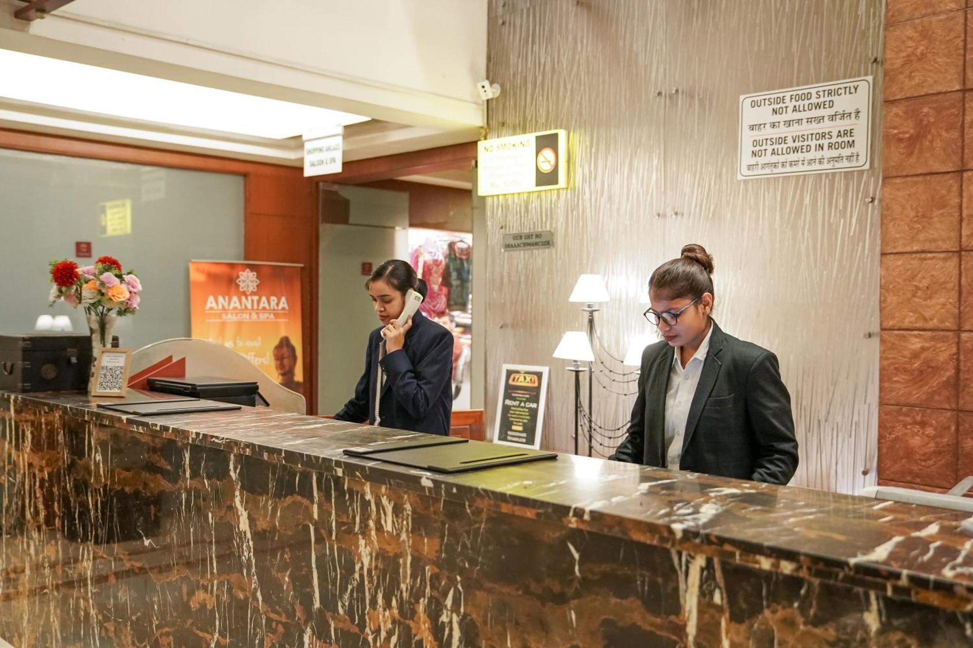 Clarion Bella Casa At Airport Hotel Dzsaipur Kültér fotó