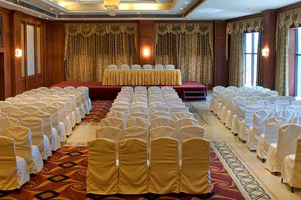 Clarion Bella Casa At Airport Hotel Dzsaipur Kültér fotó